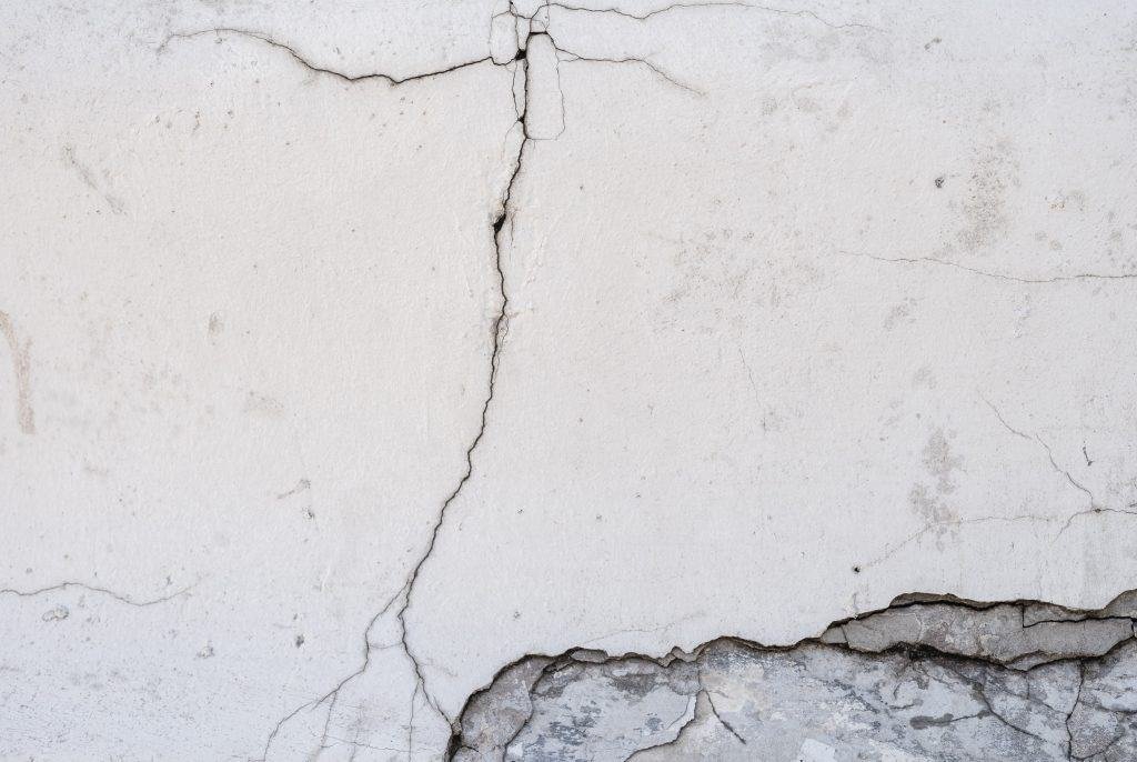 wall cracks
